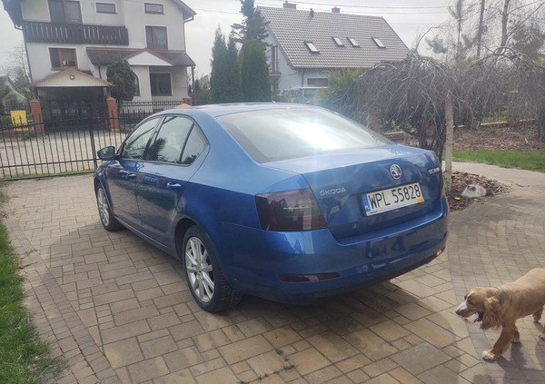 Skoda Octavia cena 31900 przebieg: 324000, rok produkcji 2015 z Gdańsk małe 781